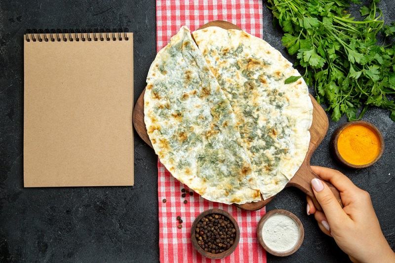 Reteta populara pentru copii – pizza din lipie rapida si sanatoasa